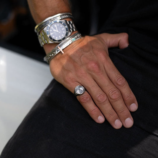 Vitruvian Ring